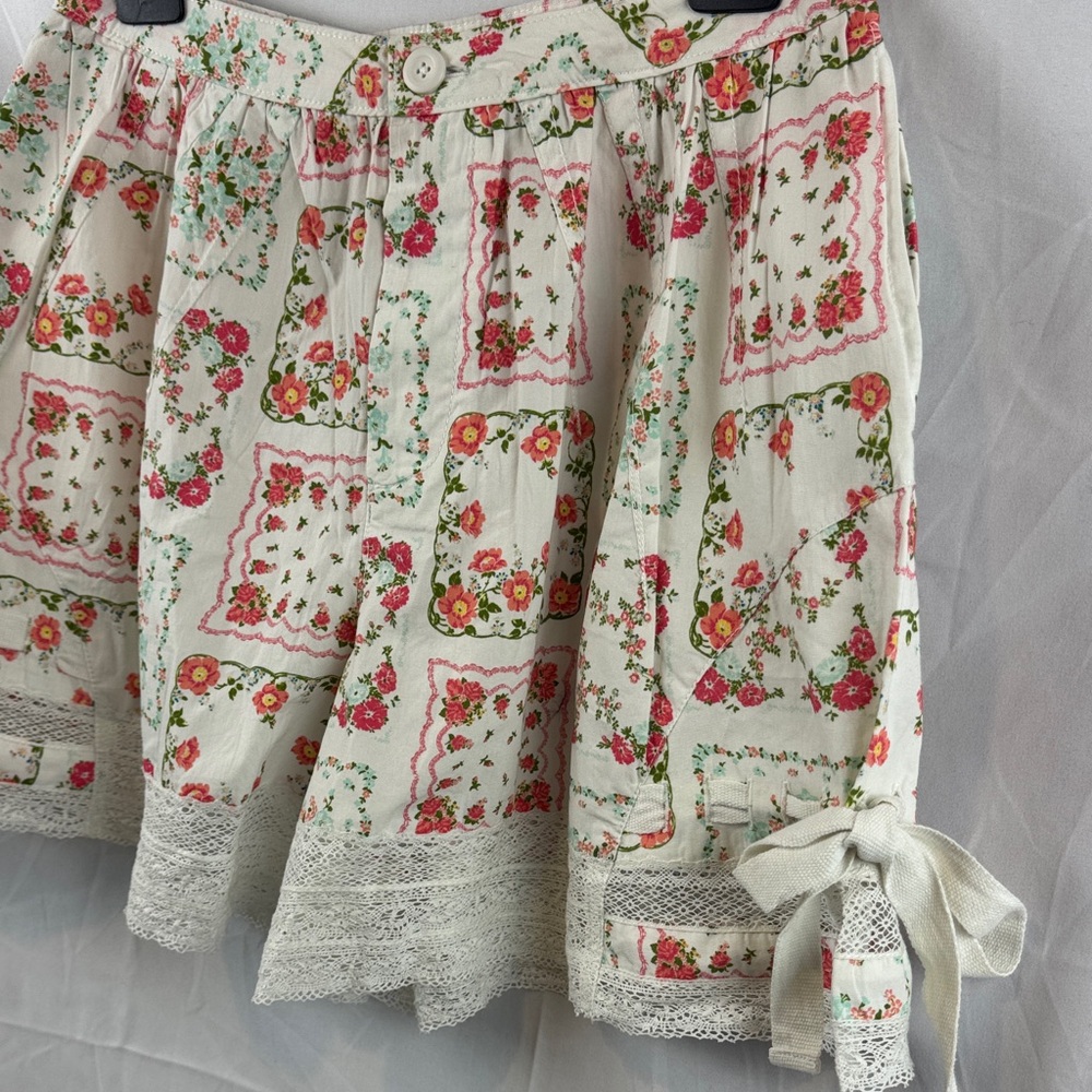 Free People Blooming Lace Ivory‎ Floral Patchwork Lace Trim Shorts Size 4 - NEW - Picture 9 of 12